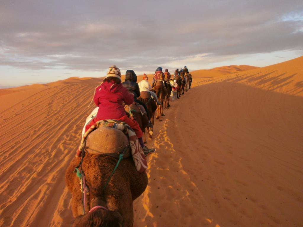 Camel Trek Bivouac Hotell Merzouga Rom bilde